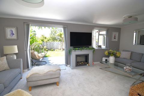 2 Birch Road, Whitstable, CT5 3JA