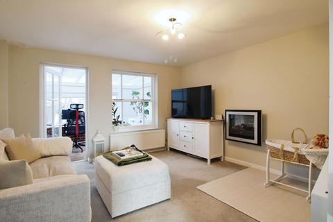 2 bedroom end of terrace house for sale, Glenlea Grove, Cheltenham GL51