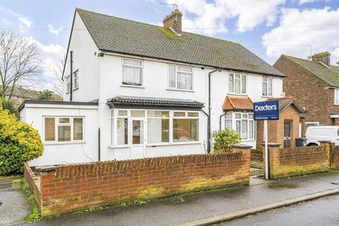 4 bedroom semi-detached house to rent, Rookeries Close, Feltham TW13