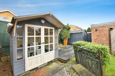 2 bedroom detached bungalow for sale, Valley View Drive, Scunthorpe