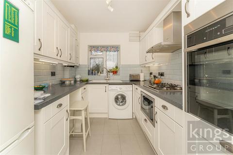 2 bedroom maisonette for sale, Culloden Road Enfield