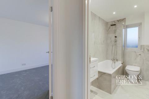 153 Butneys, Basildon, SS14 2DR
