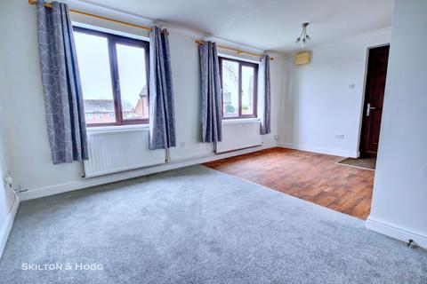 2 bedroom end of terrace house for sale, St. Annes Close, Daventry NN11