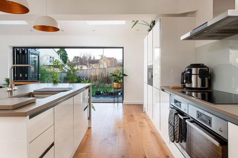 4 bedroom semi-detached house for sale, Lucklands Road, Bath