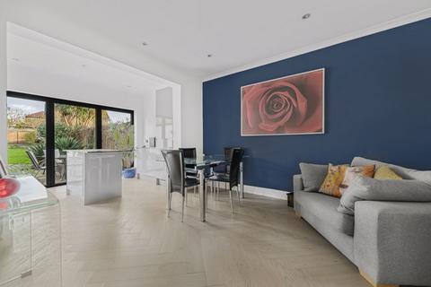 7 The Drive, Bexley, DA5 3DH