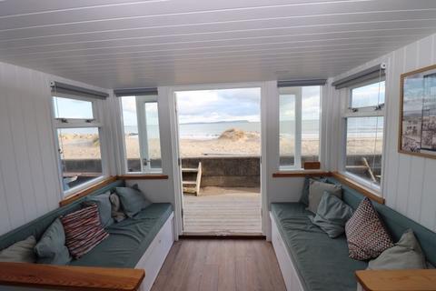 1 bedroom detached house for sale, Mudeford Sand Spit, Christchurch Hut 295