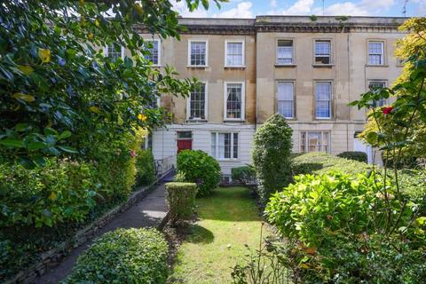 1 bedroom ground floor flat for sale, Melrose Place|Clifton