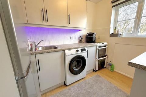 1 bedroom apartment for sale, Falcon Close, Dunstable