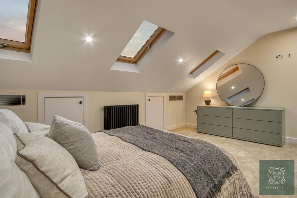 Bedroom Bedroo Four