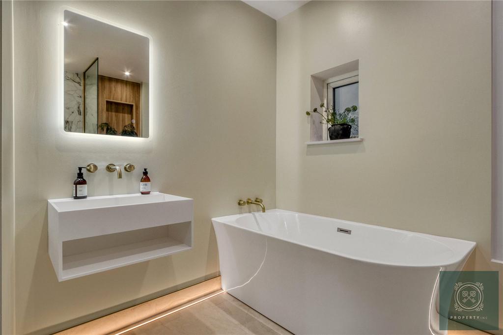 Ensuite
