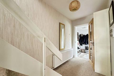 6 Buckingham Drive, Bury, BL8 2DH
