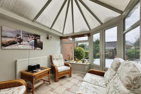 6 Buckingham Drive, Bury, BL8 2DH