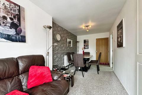 6 Buckingham Drive, Bury, BL8 2DH