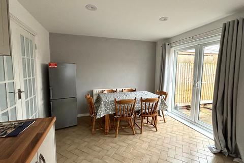 3 bedroom property to rent, Hannah Crescent, NG11