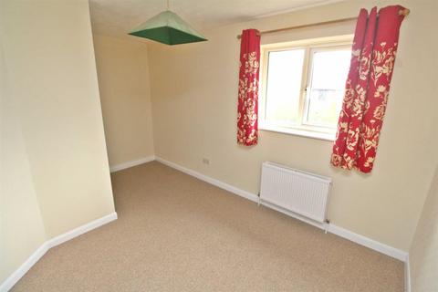 2 bedroom semi-detached house to rent, Whitsun Pasture, Willen Park