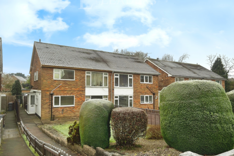 2 bedroom maisonette to rent, Ground Floor Maisonette, Barn Lane, B92