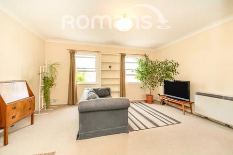 1 bedroom apartment to rent, Stratfield House, Birchett Road