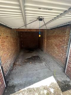 Garage to rent, Garage, Rodwell Court, KT12