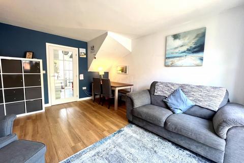 17 Howes Crescent, Bishopdown, Salisbury, SP1 3FU