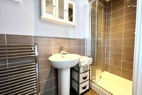 17 Howes Crescent, Bishopdown, Salisbury, SP1 3FU