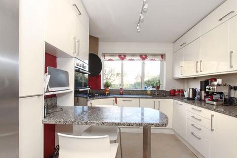 undefined, Malmes Croft, Leverstock Green, Hemel Hempstead