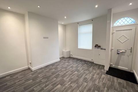 2 bedroom terraced house to rent, Pendlebury Road, Manchester