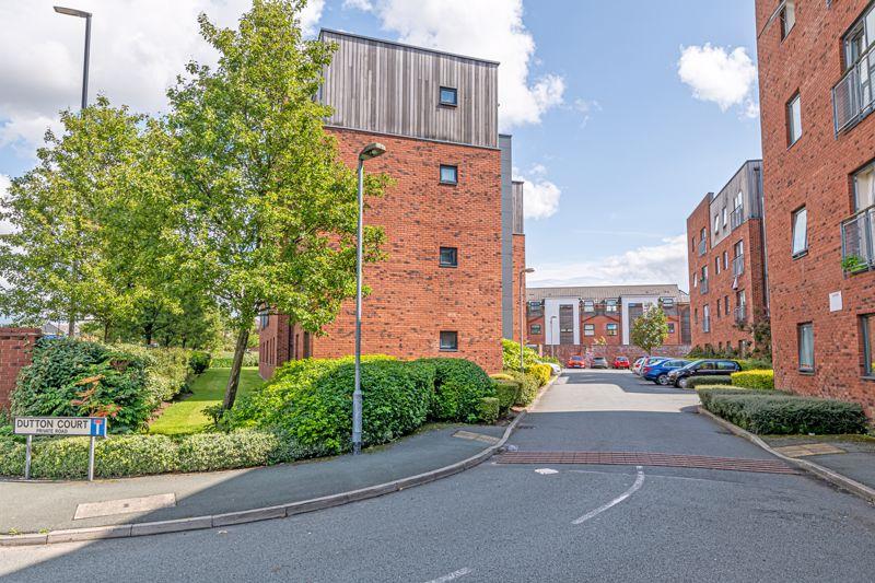 Dutton court
