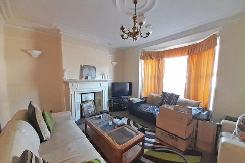 4 bedroom house for sale, Gerald Street, Wrexham