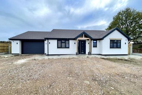 3 bedroom detached bungalow for sale, Pentre, Chirk