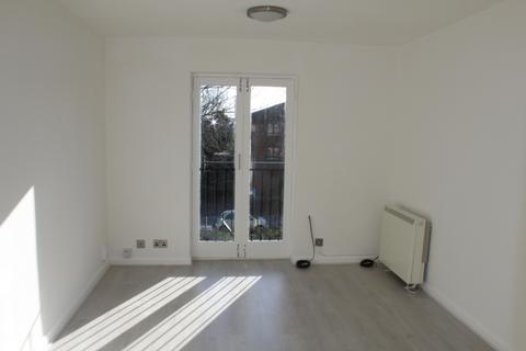 1 bedroom flat to rent, Brambling Court, Selhurst Road, South Norwood, SE25