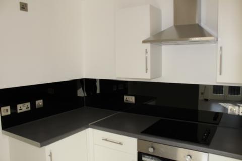 1 bedroom flat to rent, Brambling Court, Selhurst Road, South Norwood, SE25