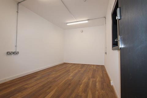 Office to rent, Whitechapel Road, London