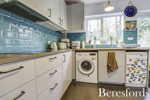 3 bedroom terraced house for sale, Knights Way, Brentwood, CM13