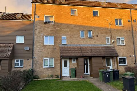 3 bedroom maisonette to rent, Orton Malborne, Peterborough PE2