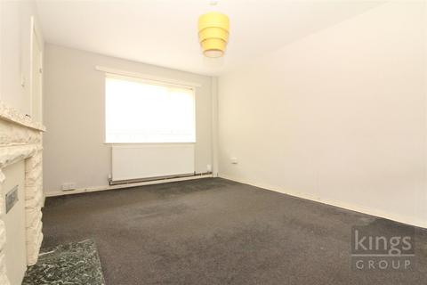 28 Finchmoor, Harlow, CM18 6UD