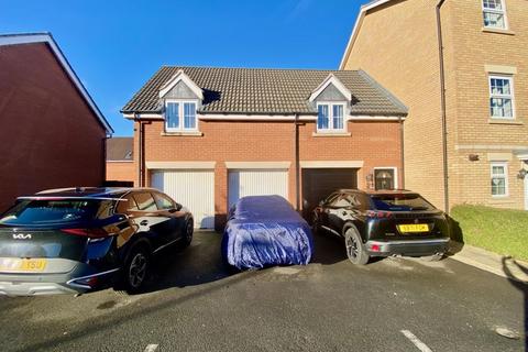 2 bedroom semi-detached house for sale, Burrows Close, Grantham NG31