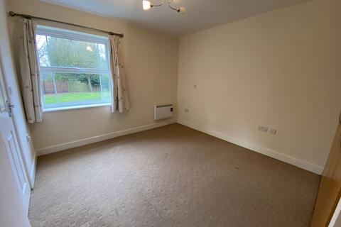 2 bedroom apartment to rent, Newlands Close, Stourbridge DY9