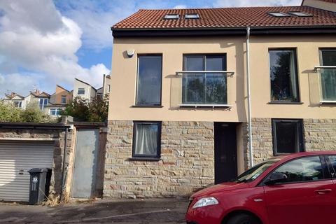 3 bedroom terraced house to rent, Cotswold Road North, Bristol BS3