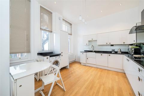 3 bedroom apartment to rent, London W2