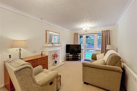 undefined, Ashdene Gardens, Kenilworth