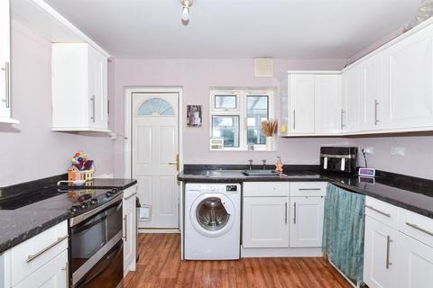 2 bedroom ground floor maisonette for sale, Huntington Road, Coxheath, Maidstone, Kent