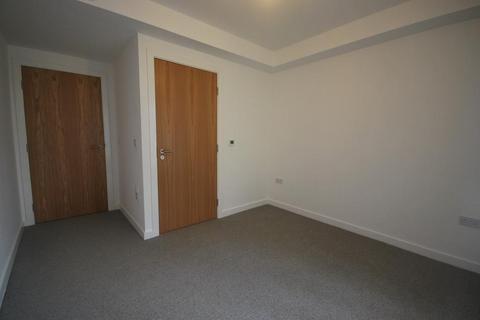 2 bedroom apartment to rent, Leaf Street, Manchester, M15 5GA