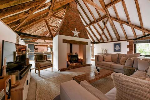 4 bedroom barn for sale, High Street, Upper Beeding, West Sussex, BN44 3WN