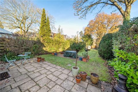 3 bedroom detached house for sale, Elm Park Road, Pinner, Middlesex