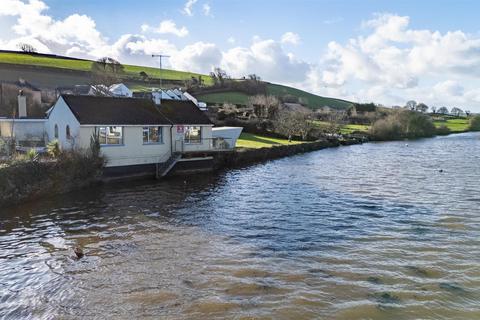 4 bedroom bungalow for sale, Frogmore, Kingsbridge