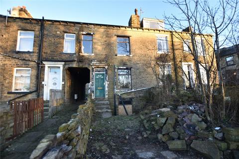 4 bedroom terraced house for sale, Sydenham Place, Bradford, West Yorkshire