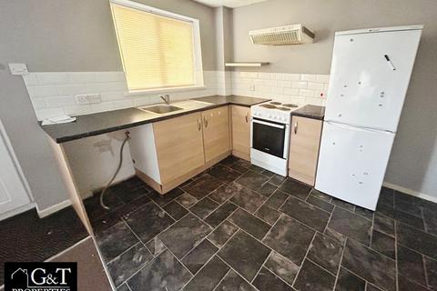 1 bedroom semi-detached house to rent, Foxdale Drive, Brierley Hill