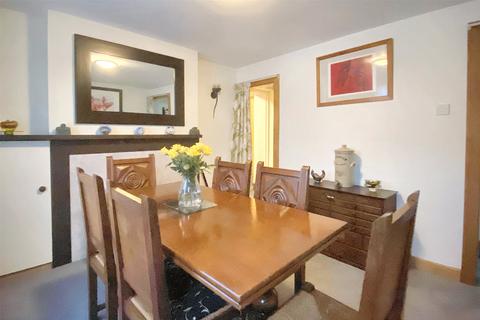 undefined, North Street, Wellington, Somerset, TA21