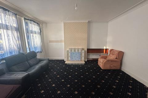 1 bedroom flat to rent, a Headstone Road, Harrow