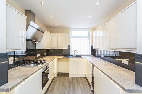 3 bedroom apartment to rent, Victoria Road West, Lancashire FY5